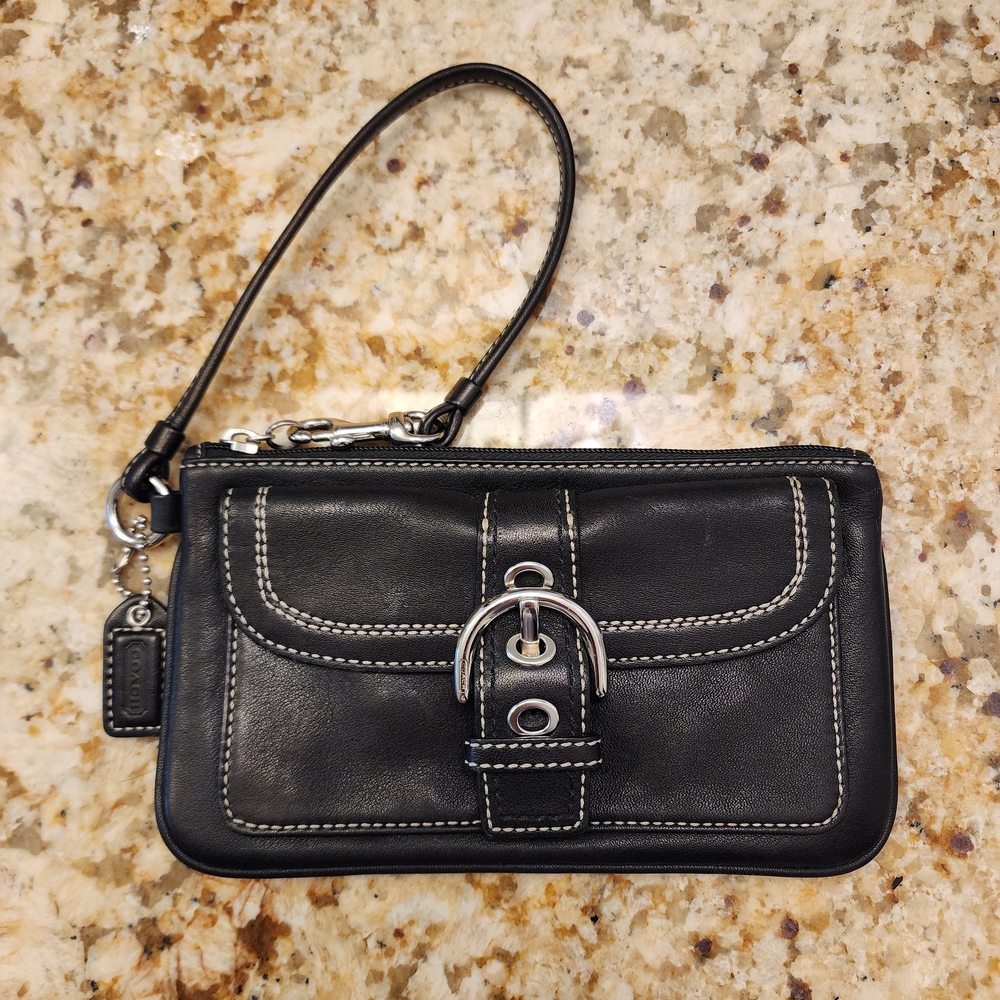 Vintage Coach Black Leather Wristlet